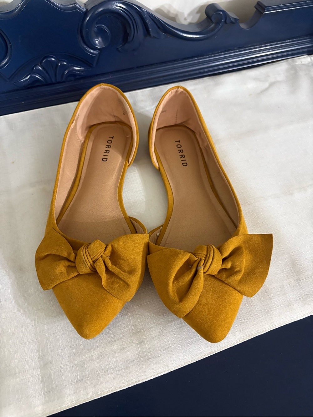 TORRID Fabric Mustard Bow Pointed-Toe Flats 8W
